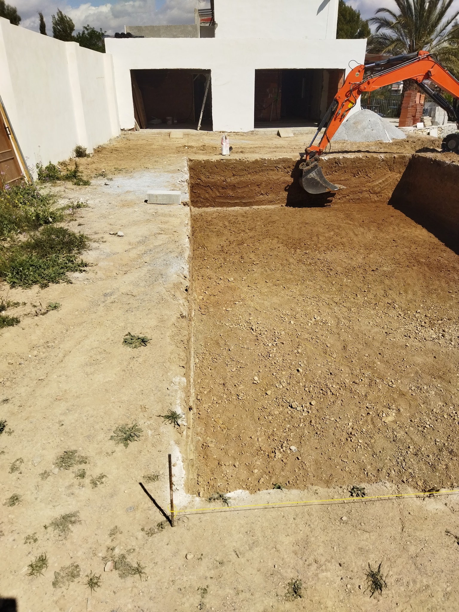 Vaso de piscina terminado y listo para fase de gunitado